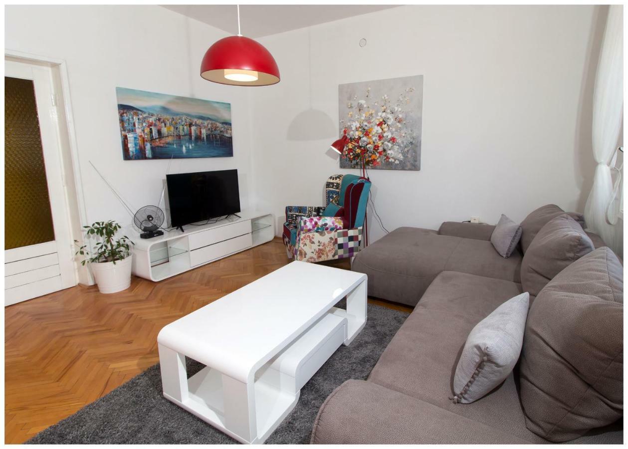 Large Apartment Between Split And Trogir Kastela Exterior photo