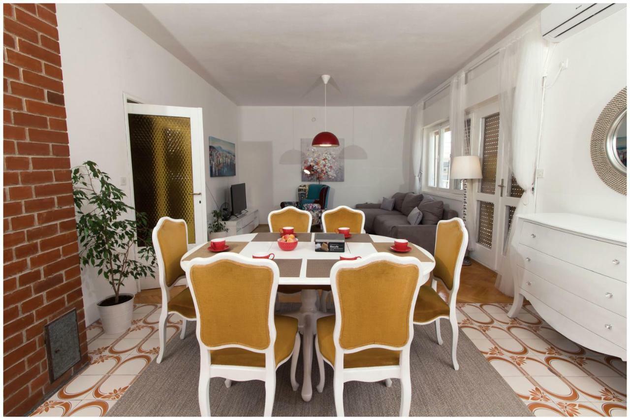 Large Apartment Between Split And Trogir Kastela Exterior photo